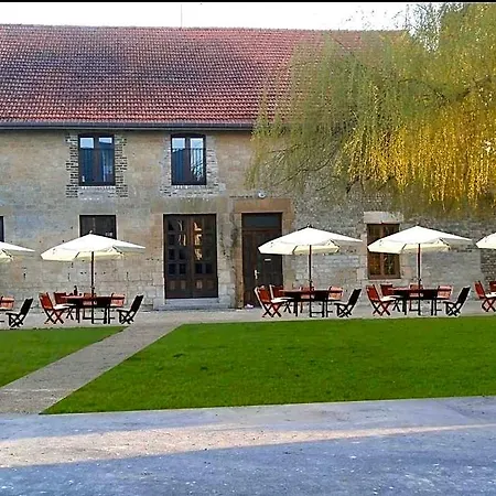 Du Pied Des Monts