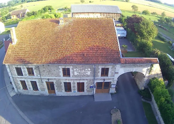 Oda ve Kahvaltı Du Pied Des Monts 3*