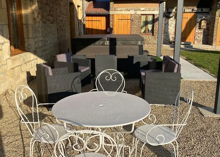 Oda ve Kahvaltı Du Pied Des Monts 3*