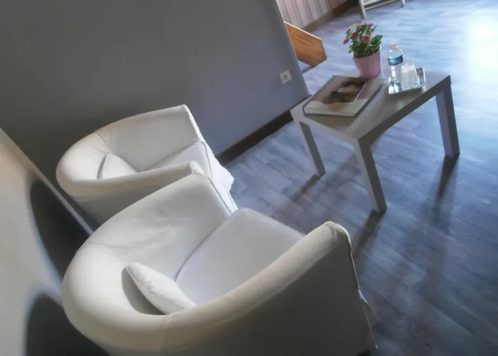 Du Pied Des Monts Grivy-Loisy