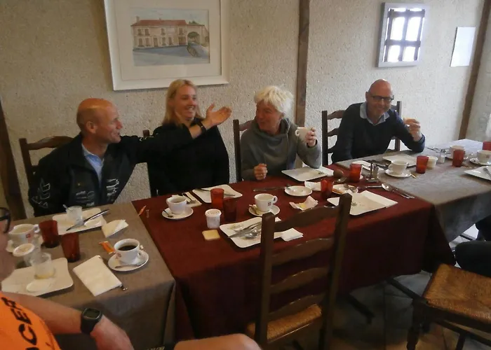 Du Pied Des Monts 3* Grivy-Loisy